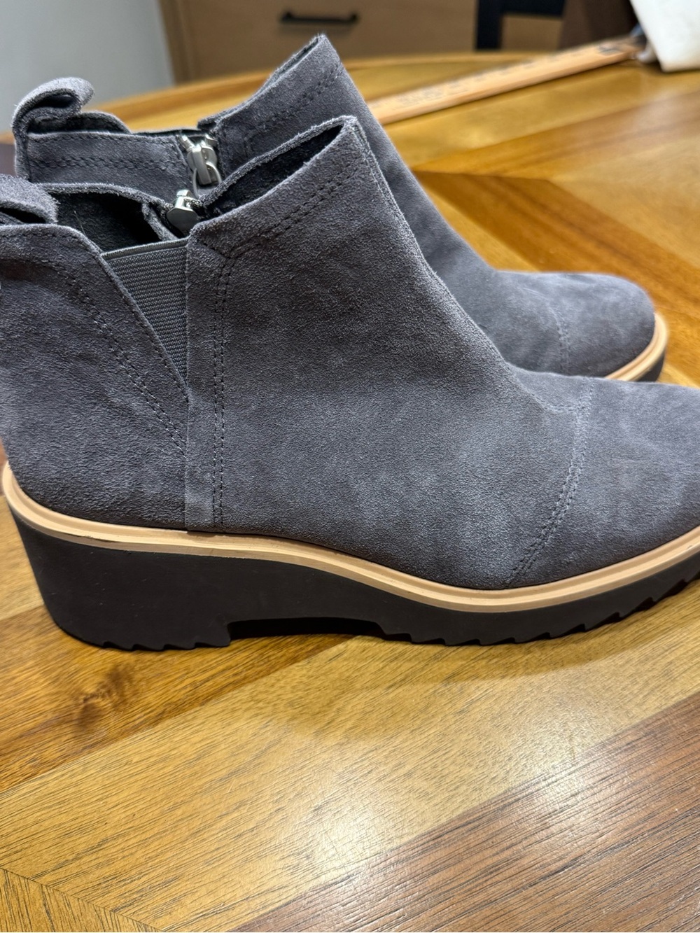 Toms Maude Wedge Gray Suede Ankle Booties with Platform Lug Sole